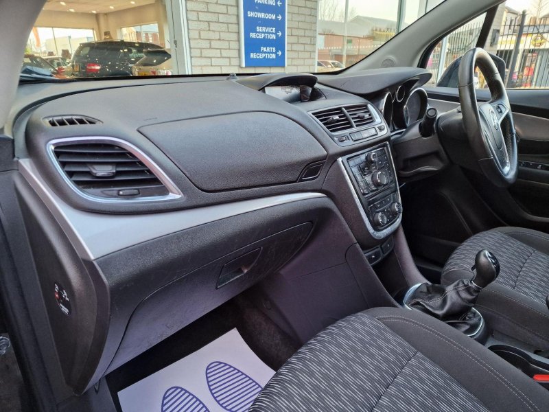 VAUXHALL MOKKA