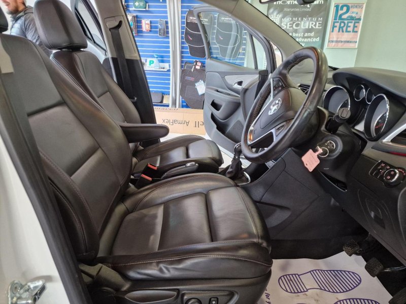 VAUXHALL MOKKA
