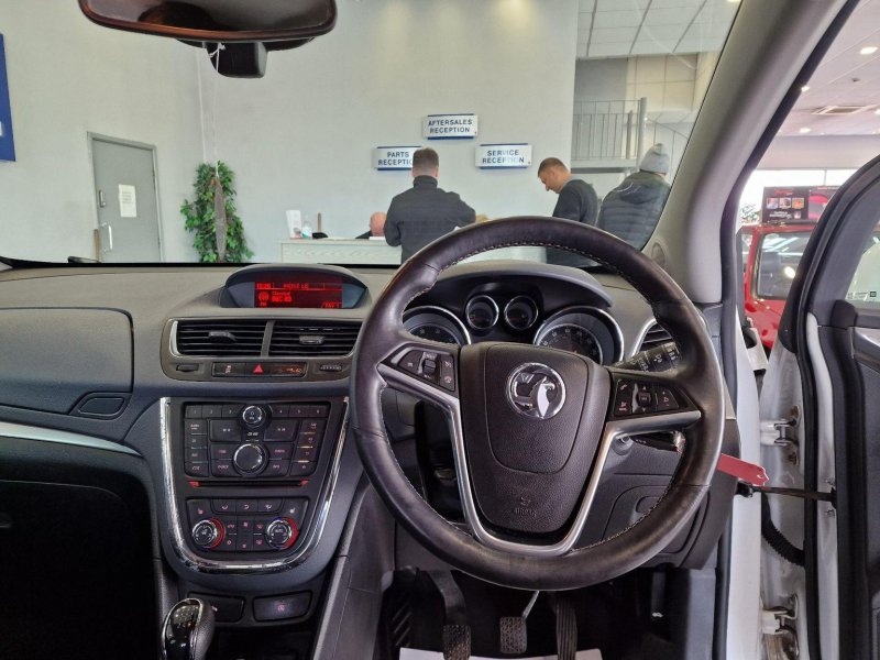 VAUXHALL MOKKA