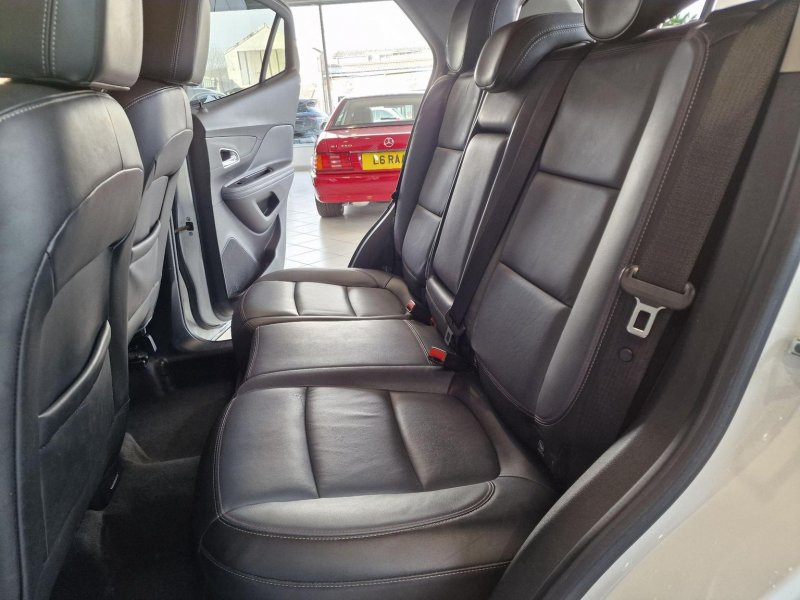 VAUXHALL MOKKA