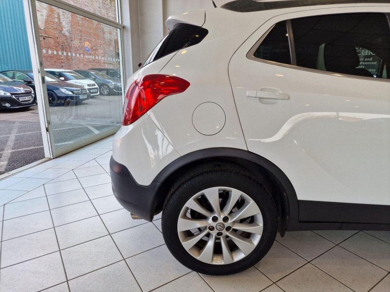 VAUXHALL MOKKA