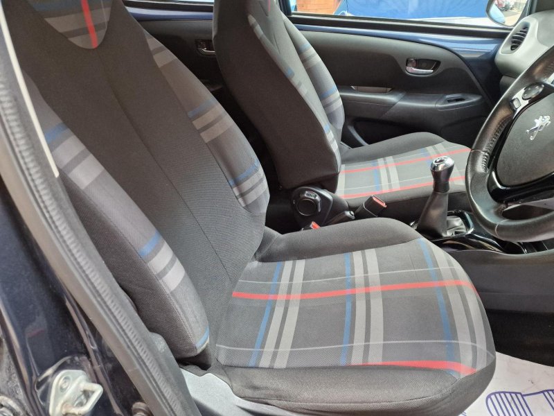 PEUGEOT 108
