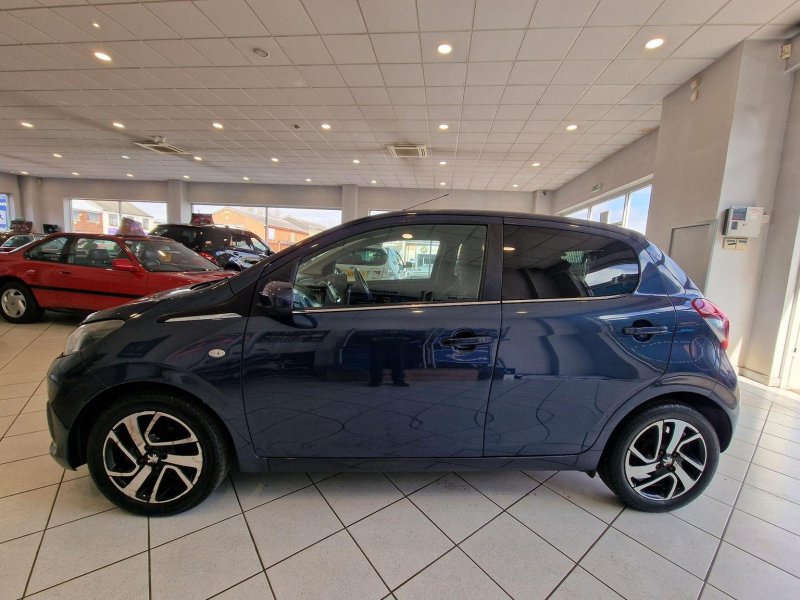 PEUGEOT 108