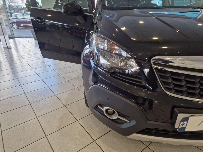 VAUXHALL MOKKA