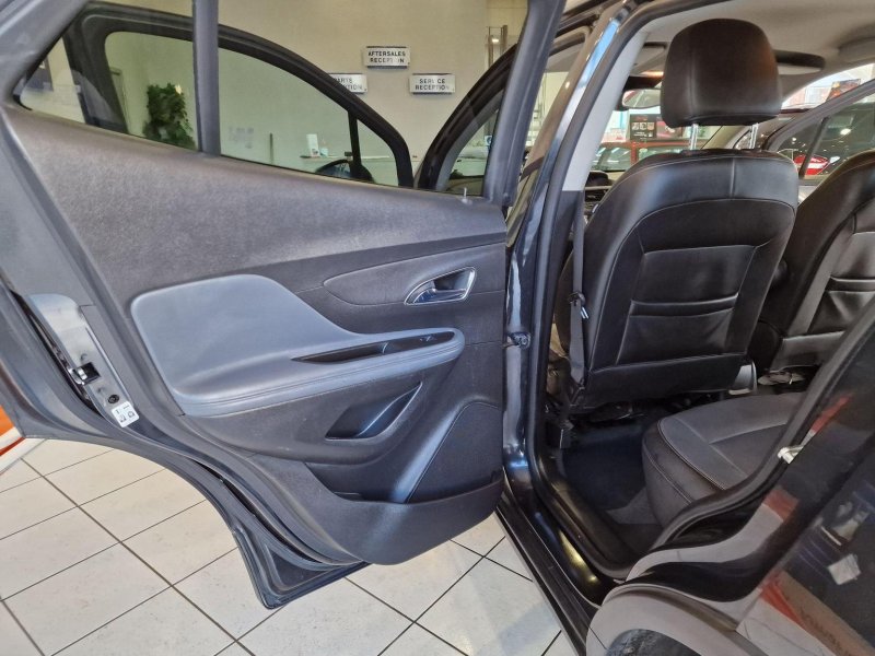 VAUXHALL MOKKA