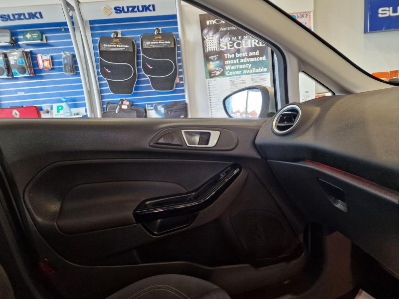 FORD FIESTA