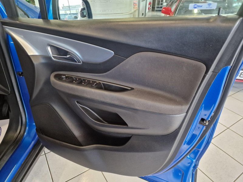 VAUXHALL MOKKA