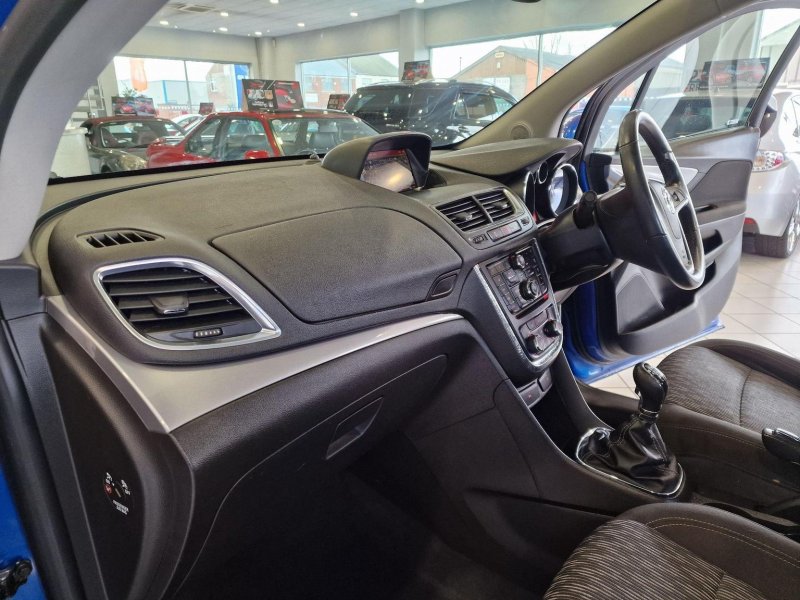 VAUXHALL MOKKA