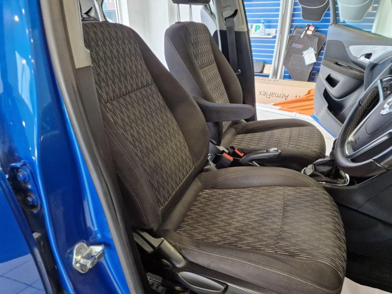 VAUXHALL MOKKA