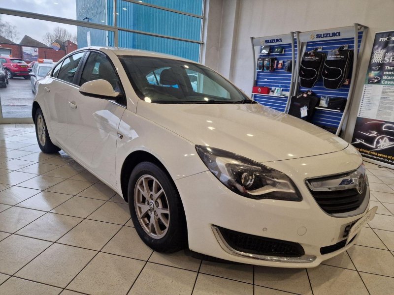 VAUXHALL INSIGNIA