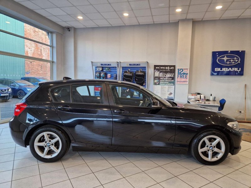 BMW 1 SERIES