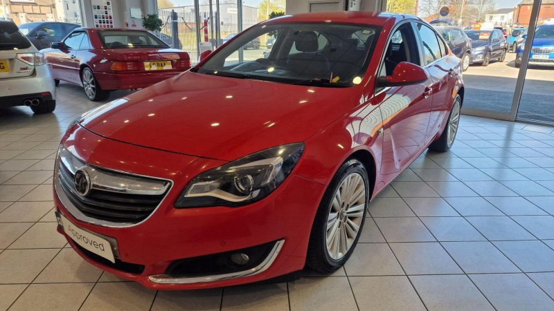 VAUXHALL INSIGNIA