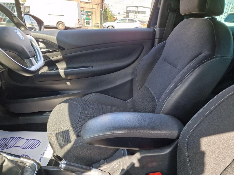 CITROEN DS3