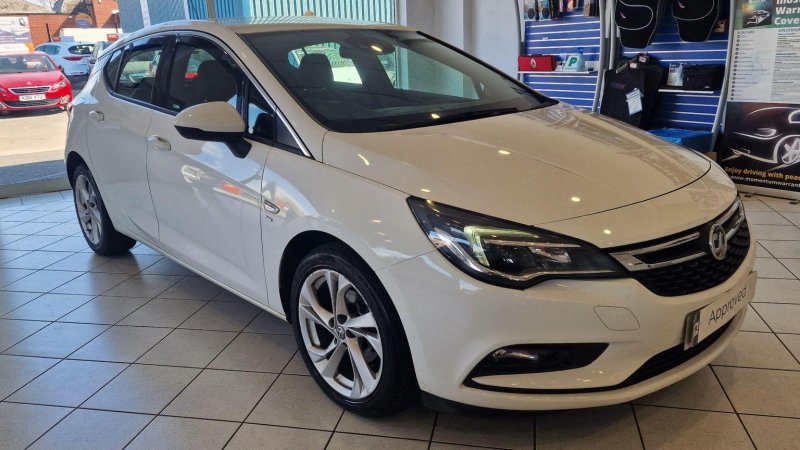 VAUXHALL ASTRA