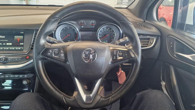 VAUXHALL ASTRA