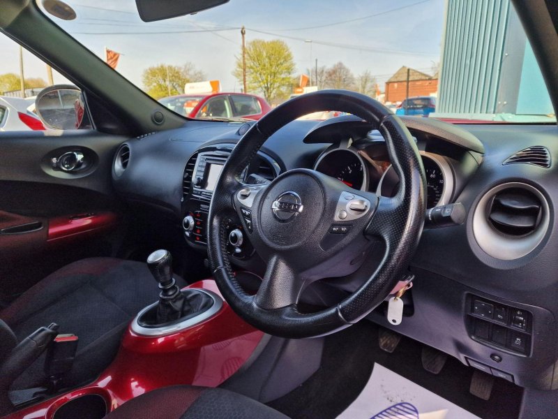 NISSAN JUKE