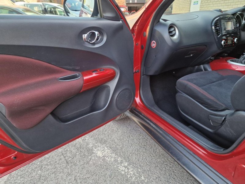 NISSAN JUKE