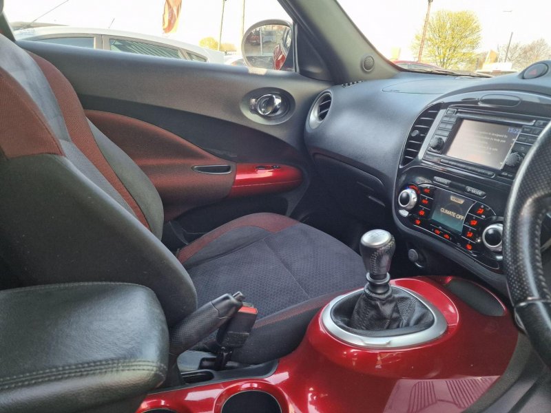 NISSAN JUKE