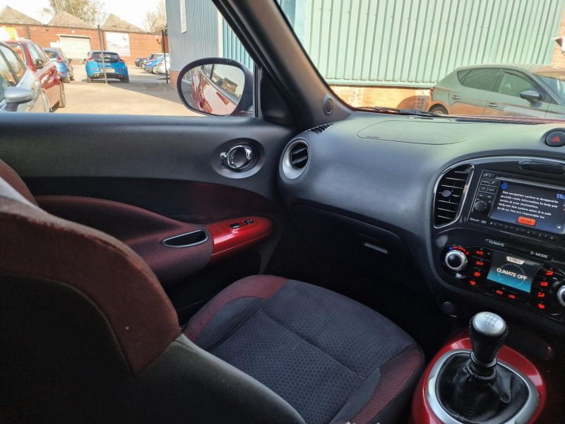 NISSAN JUKE