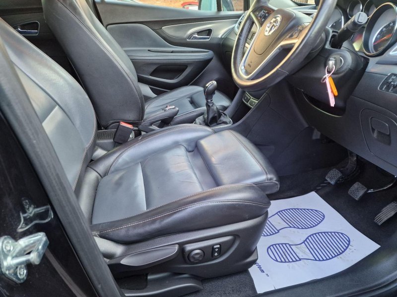 VAUXHALL MOKKA
