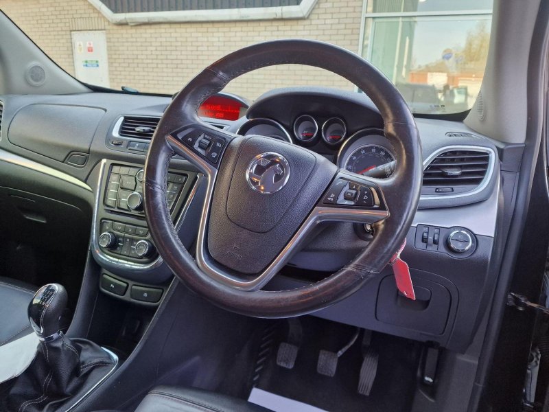 VAUXHALL MOKKA