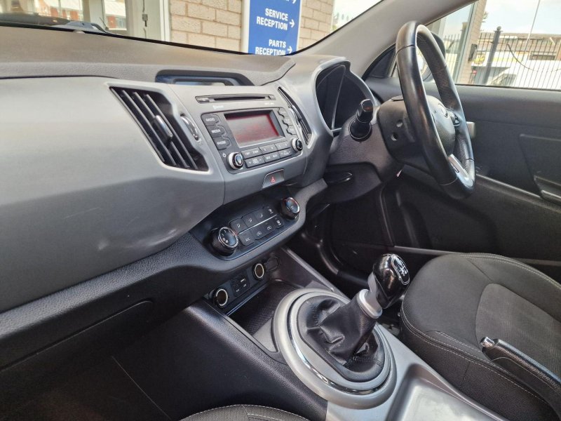 KIA SPORTAGE